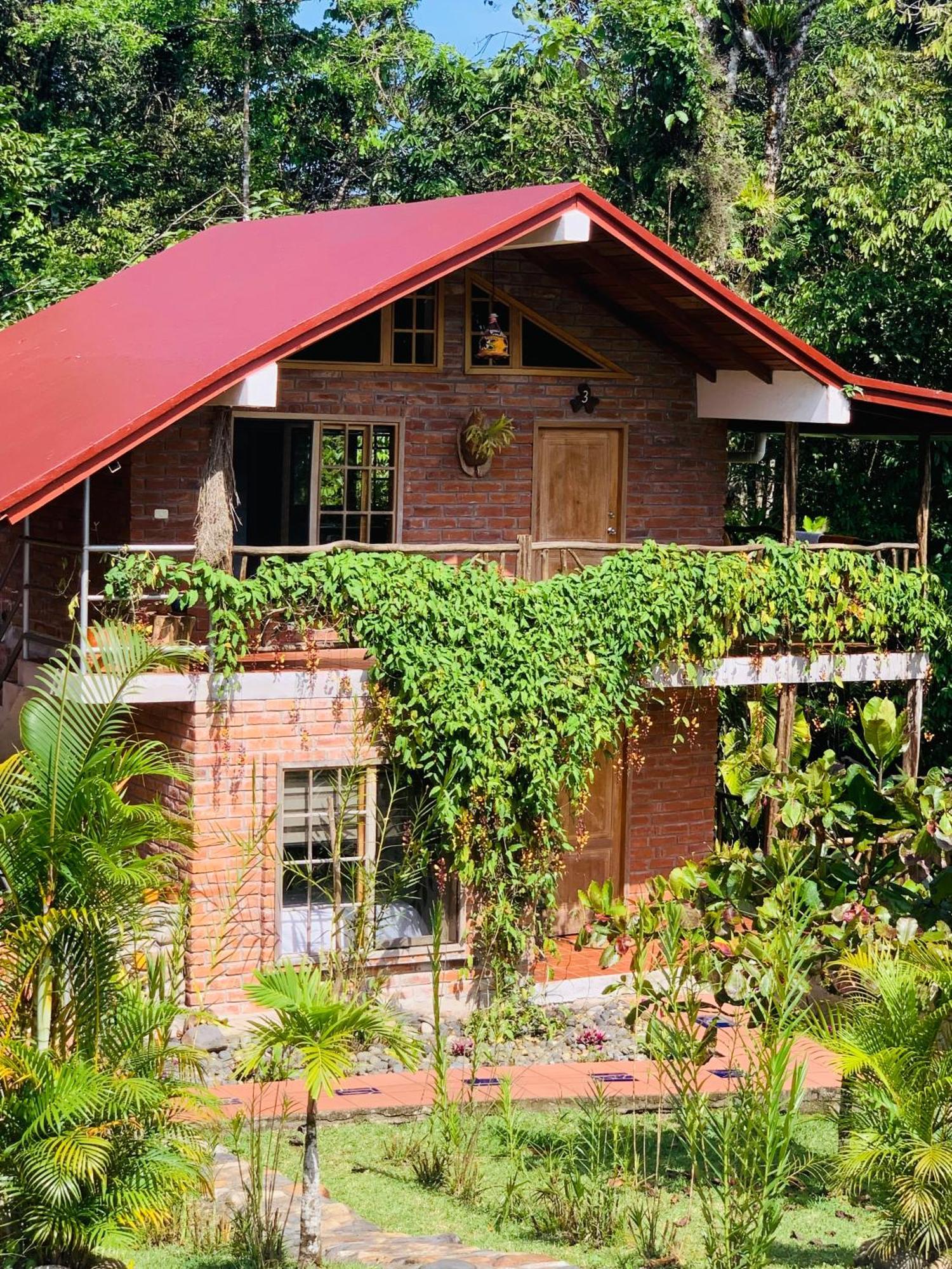 La Casa Del Rio B&B Puyo Exterior foto