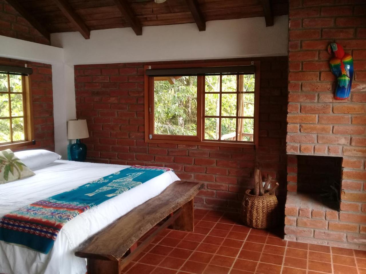 La Casa Del Rio B&B Puyo Exterior foto